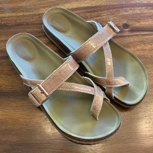 Women’s Madden Girl rose gold sandals size 8